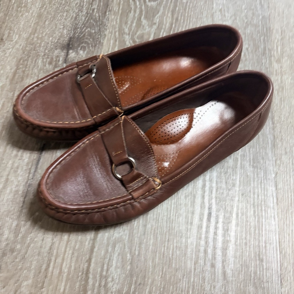 SAS Shoes Sz 8 M Dark Brown Leather Buckle Loafer Slip On Made in USA Tripad
